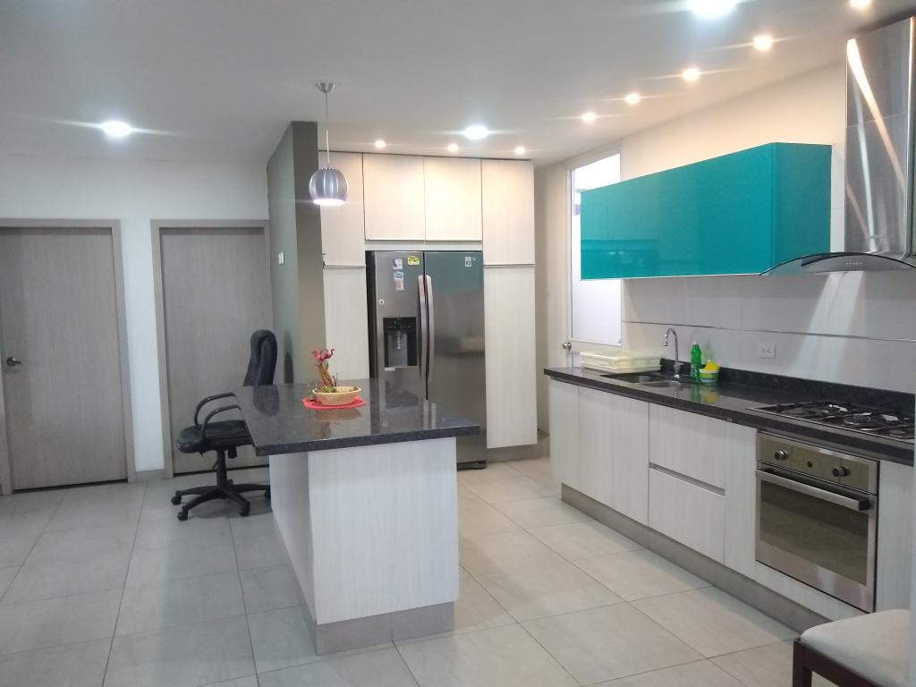 Apartamento en venta en La Riviera, Cúcuta · foto 2 de 18