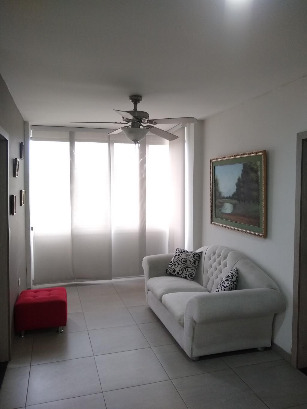 Apartamento en venta en La Riviera, Cúcuta · foto 3 de 18
