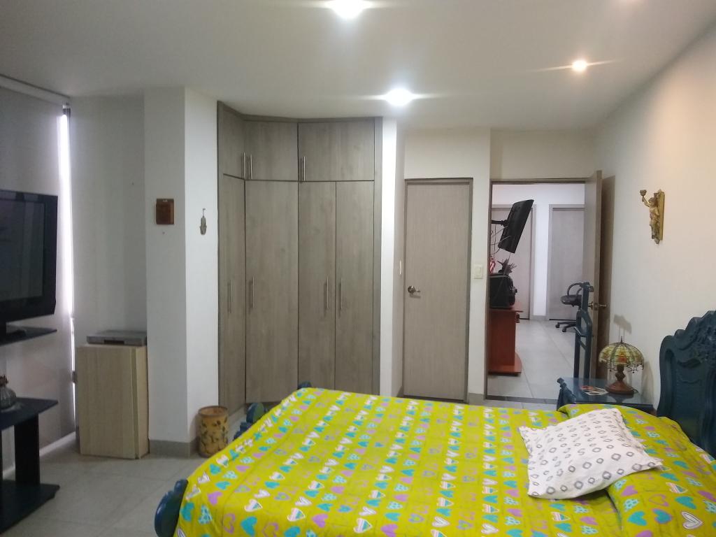 Apartamento en venta en La Riviera, Cúcuta · foto 9 de 18