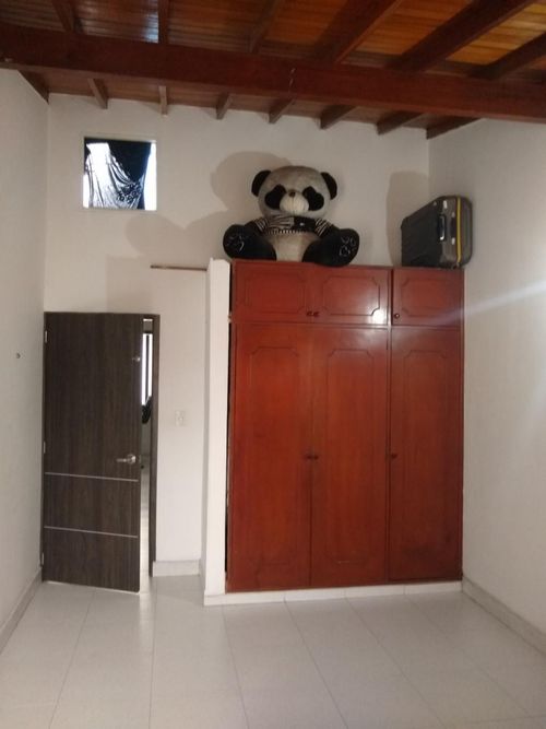 Casa de 4 alcobas en venta en Quinta Oriental, Cúcuta, 203 m² · foto 17 de 20