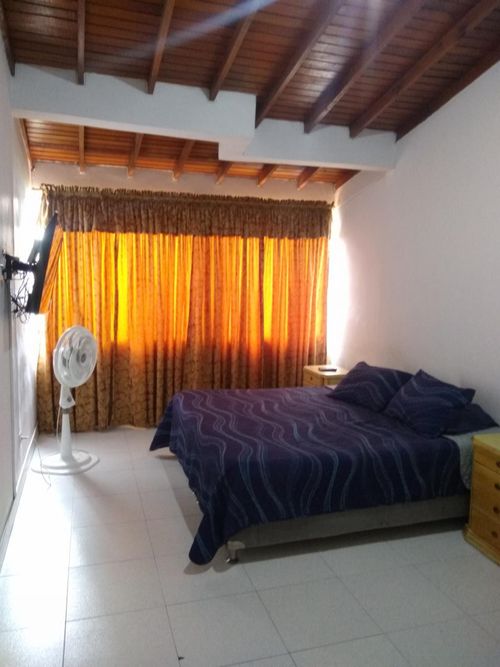 Casa de 4 alcobas en venta en Quinta Oriental, Cúcuta, 203 m² · foto 18 de 20