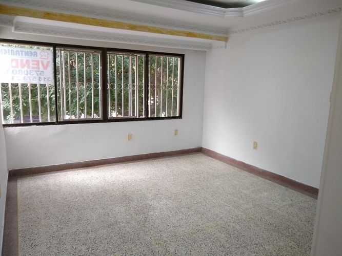 Apartamento de 3 alcobas en venta en Popular, Cúcuta, 143 m² · foto 3 de 21