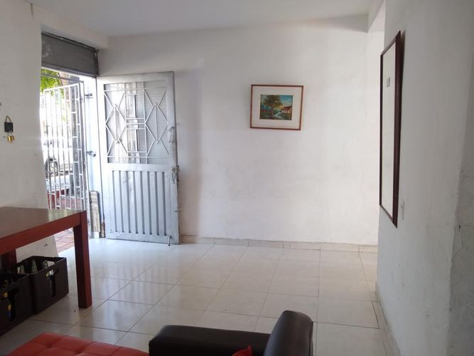 Casa de 7 alcobas en venta en San Miguel, Cúcuta, 200 m² · foto 3 de 14