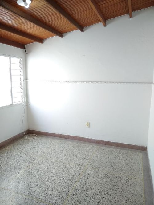 Apartamento de 3 alcobas en venta en Popular, Cúcuta, 143 m² · foto 13 de 21