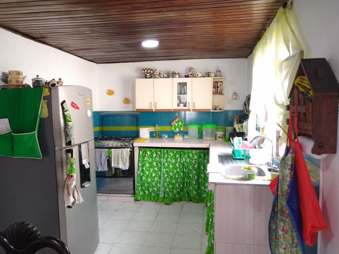 Casa de 6 alcobas en venta en Guaymaral, Cúcuta, 323 m² · foto 7 de 19