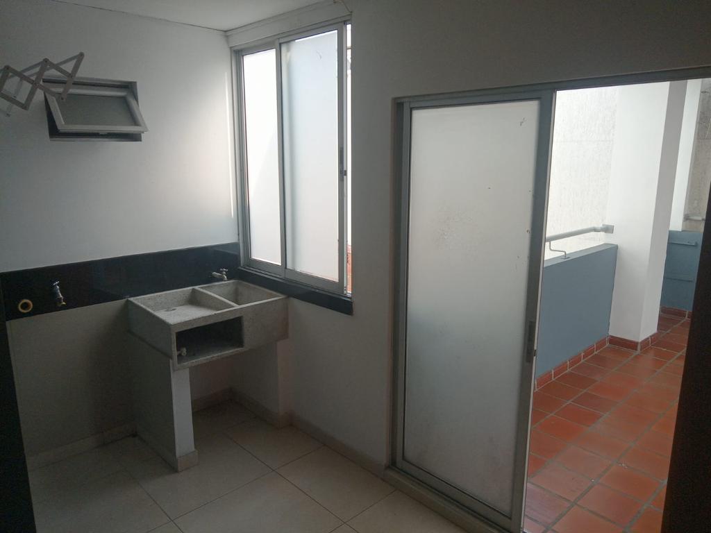 Apartamento en venta en La Playa, Cúcuta · foto 7 de 19