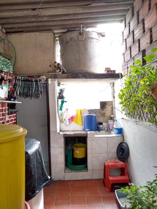 Casa de 6 alcobas en venta en Guaymaral, Cúcuta, 323 m² · foto 17 de 19