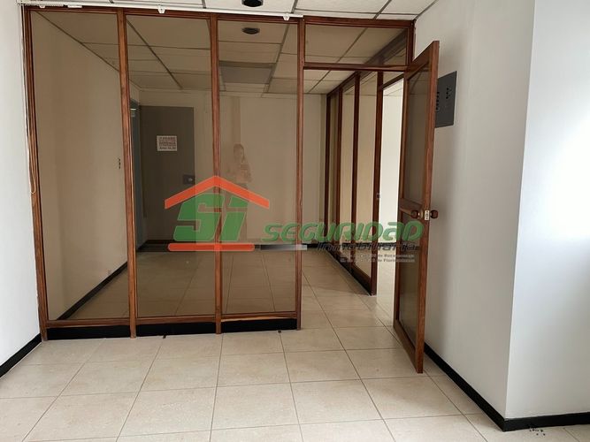Oficina en arriendo en Centro, Bucaramanga, 61 m² · foto 4 de 9