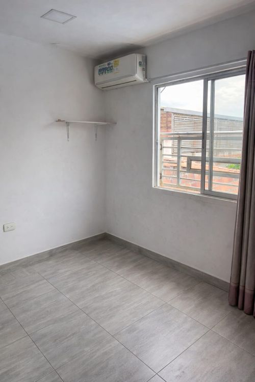 Casa de 4 alcobas en venta en Loma De Bolivar, Cúcuta, 378 m² · foto 10 de 13