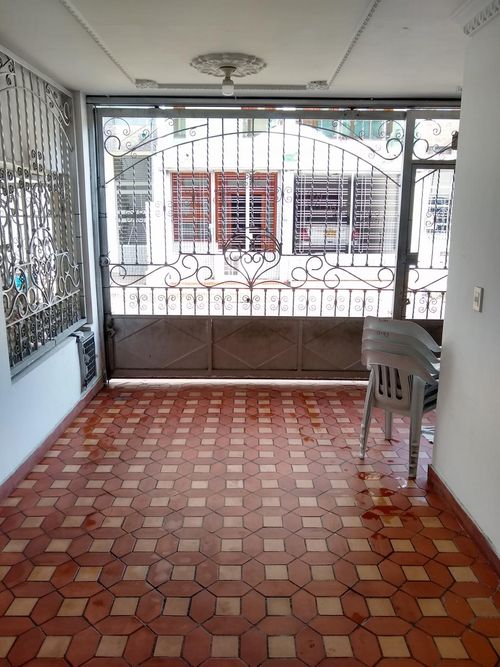 Casa de 3 alcobas en venta en Ub. Altamira, Los Patios, 135 m² · foto 2 de 22