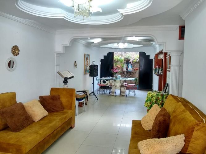 Casa de 3 alcobas en venta en Ub. Altamira, Los Patios, 135 m² · foto 3 de 22