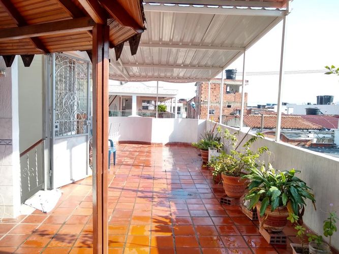 Casa de 3 alcobas en venta en Ub. Altamira, Los Patios, 135 m² · foto 17 de 22