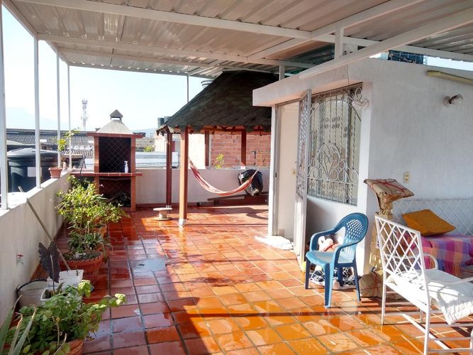 Casa de 3 alcobas en venta en Ub. Altamira, Los Patios, 135 m² · foto 19 de 22