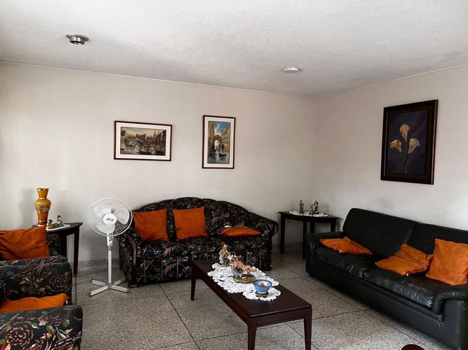 Casa en venta en Caobos, Cúcuta · foto 2 de 15