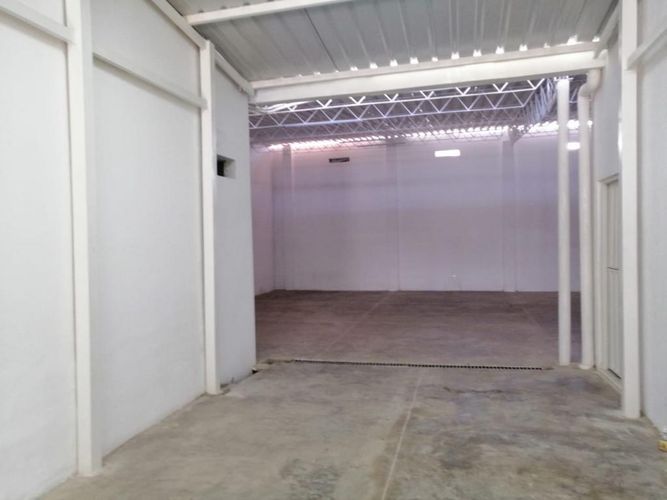 Bodega en venta en Lleras Restrepo, Cúcuta, 392 m² · foto 4 de 10