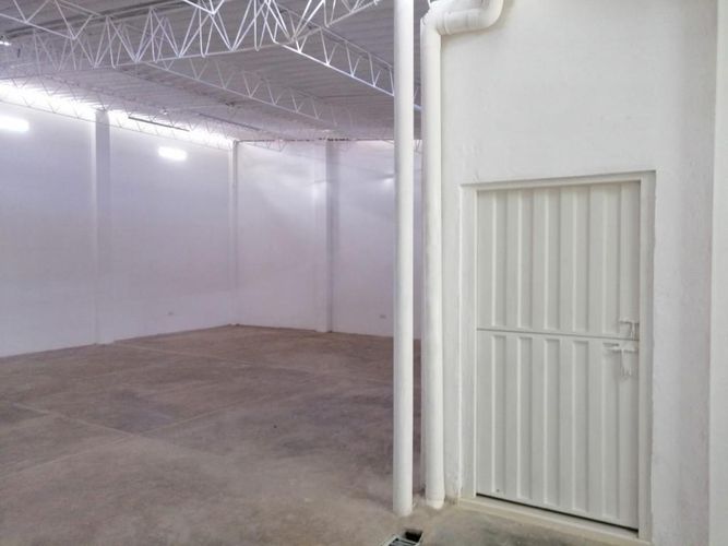 Bodega en venta en Lleras Restrepo, Cúcuta, 392 m² · foto 5 de 10
