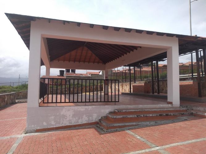 Casa de 4 alcobas en venta en Colinas De Vista Hermosa, Villa del Rosario, 145 m² · foto 24 de 24