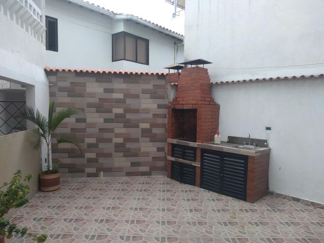 Casa de 8 alcobas en venta en Villa Antigua, Villa del Rosario, 369 m² · foto 6 de 24