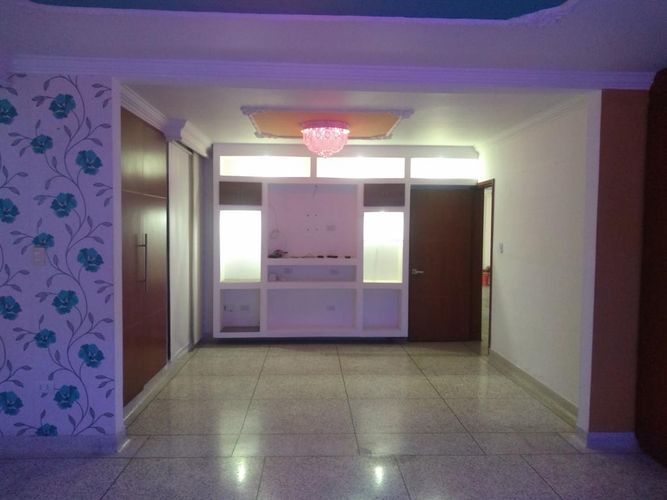 Casa de 8 alcobas en venta en Villa Antigua, Villa del Rosario, 369 m² · foto 15 de 24