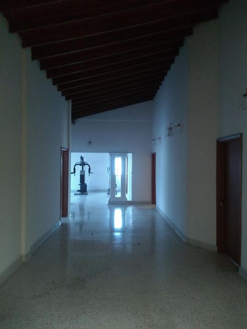 Casa de 8 alcobas en venta en Villa Antigua, Villa del Rosario, 369 m² · foto 18 de 24