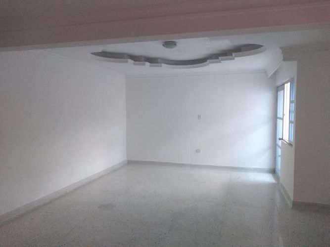 Casa de 8 alcobas en venta en Villa Antigua, Villa del Rosario, 369 m² · foto 22 de 24