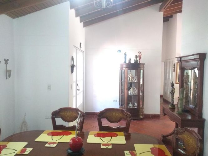 Casa de 3 alcobas en venta en Bocono, Villa del Rosario, 260 m² · foto 2 de 24