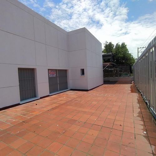 Edificio en venta en Popular, Cúcuta, 1250 m² · foto 2 de 24
