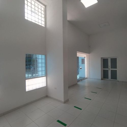 Edificio en venta en Popular, Cúcuta, 1250 m² · foto 3 de 24