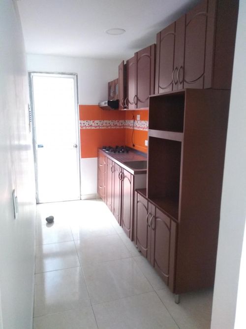 Casa de 5 alcobas en venta en Ub. Portal De Los Alcaceres, Villa del Rosario, 190 m² · foto 3 de 24