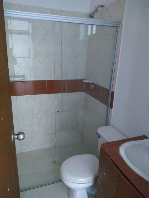 Casa de 5 alcobas en venta en Ub. Portal De Los Alcaceres, Villa del Rosario, 190 m² · foto 7 de 24