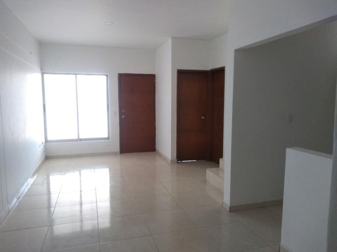 Casa de 5 alcobas en venta en Ub. Portal De Los Alcaceres, Villa del Rosario, 190 m² · foto 10 de 24