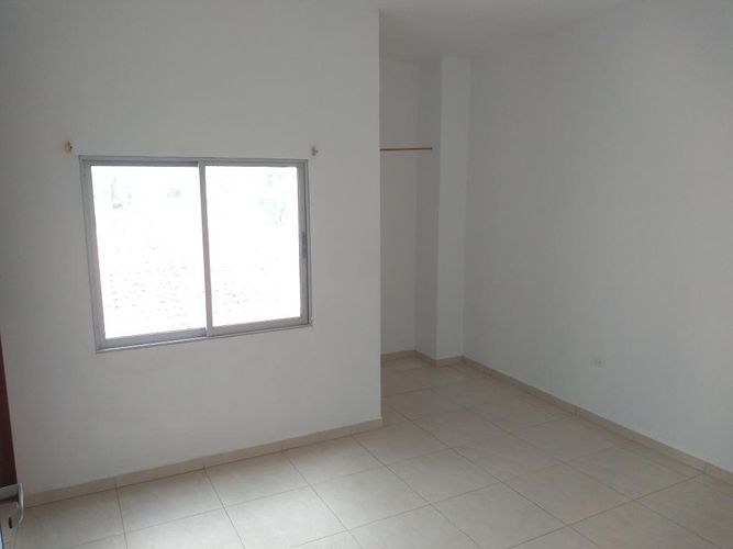 Casa de 5 alcobas en venta en Ub. Portal De Los Alcaceres, Villa del Rosario, 190 m² · foto 12 de 24