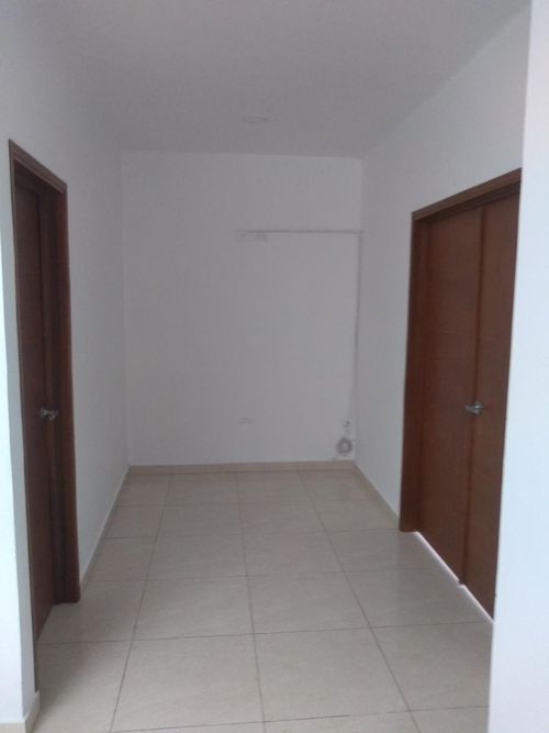 Casa de 5 alcobas en venta en Ub. Portal De Los Alcaceres, Villa del Rosario, 190 m² · foto 17 de 24