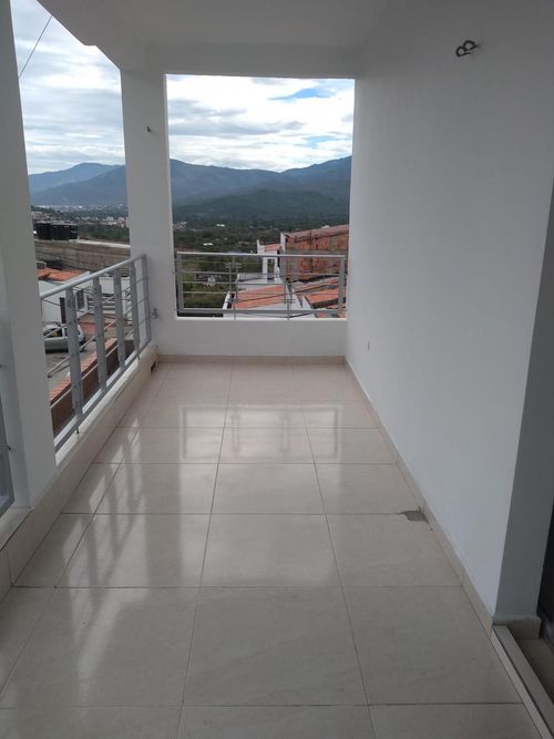 Casa de 5 alcobas en venta en Ub. Portal De Los Alcaceres, Villa del Rosario, 190 m² · foto 24 de 24