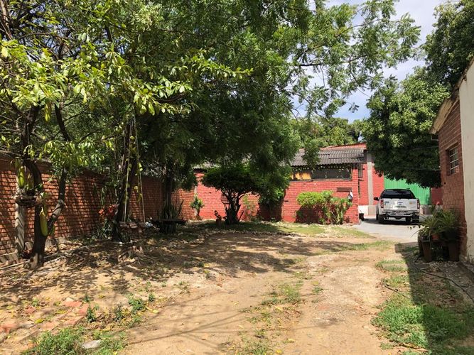 Casa de 4 alcobas en venta en Ub. La Floresta, Los Patios, 424 m² · foto 11 de 16