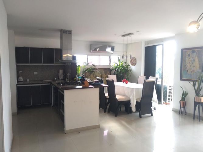 Apartamento de 3 alcobas en venta en Br Nuevo, Cúcuta, 157 m² · foto 3 de 23
