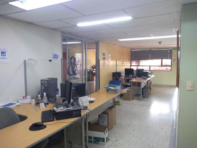 Bodega en venta en Zona Industrial Comuna 5, Cúcuta, 886 m² · foto 4 de 22
