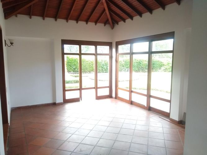 Casa de 4 alcobas en venta en Santander, Villa del Rosario, 229 m² · foto 2 de 24