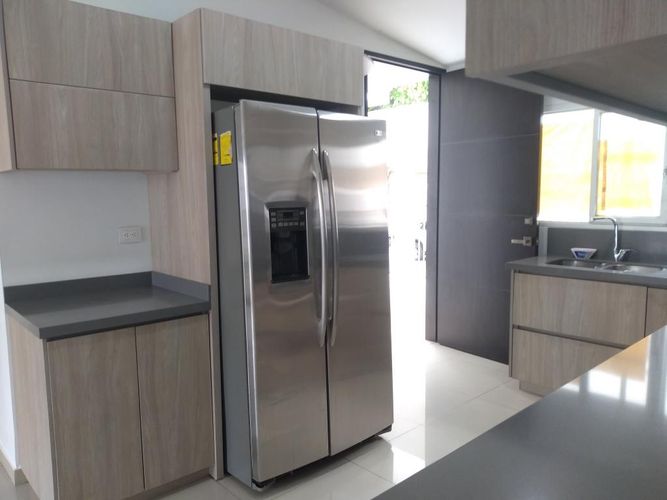 Casa de 5 alcobas en venta en Bellavista, Cúcuta, 330 m² · foto 7 de 24