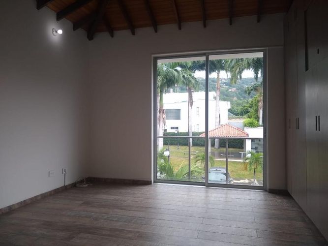 Casa de 5 alcobas en venta en Mirador Campestre, Cúcuta, 497 m² · foto 7 de 24