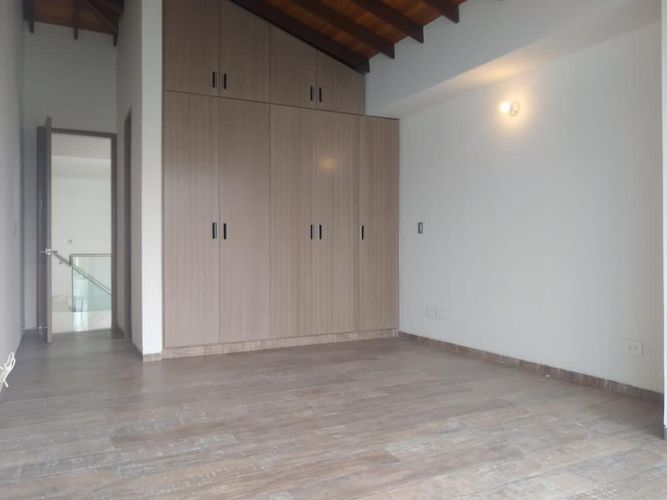 Casa de 5 alcobas en venta en Mirador Campestre, Cúcuta, 497 m² · foto 13 de 24