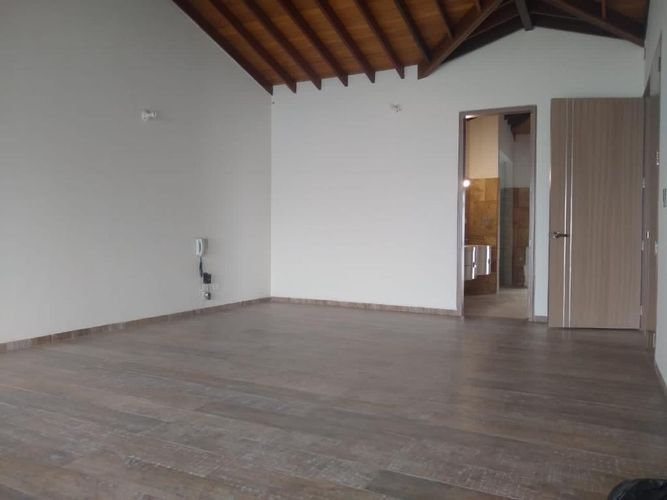 Casa de 5 alcobas en venta en Mirador Campestre, Cúcuta, 497 m² · foto 16 de 24