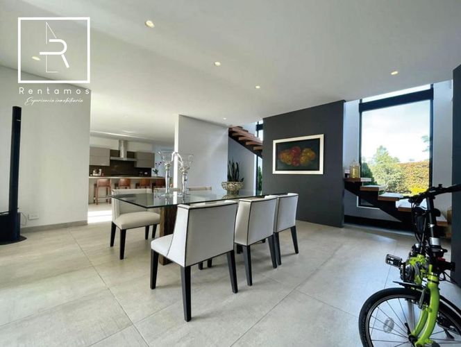 Casa de 5 alcobas en venta en Llano Grande, Rionegro, 800 m² · foto 3 de 24