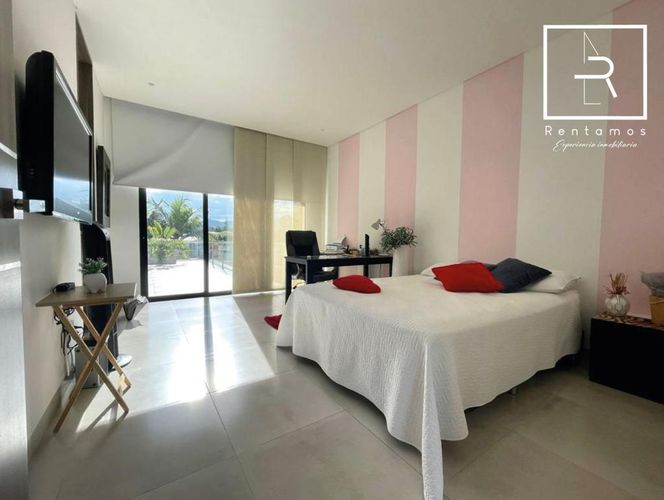 Casa de 5 alcobas en venta en Llano Grande, Rionegro, 800 m² · foto 11 de 24