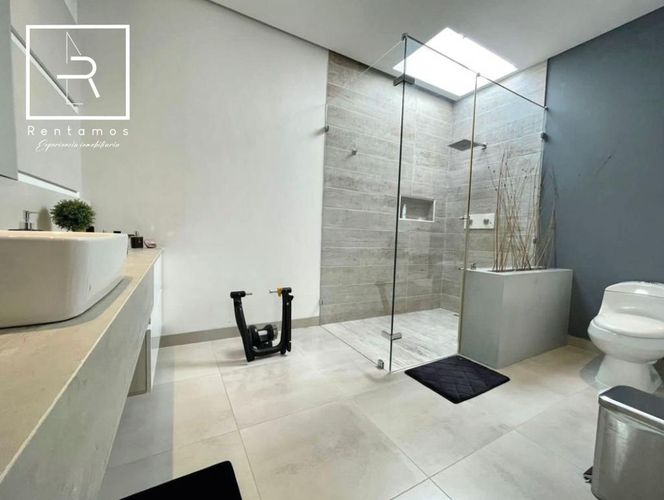 Casa de 5 alcobas en venta en Llano Grande, Rionegro, 800 m² · foto 17 de 24