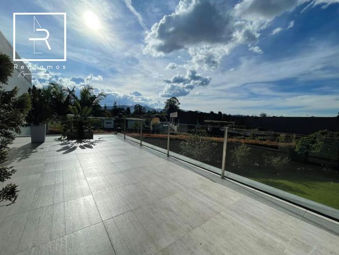 Casa de 5 alcobas en venta en Llano Grande, Rionegro, 800 m² · foto 19 de 24