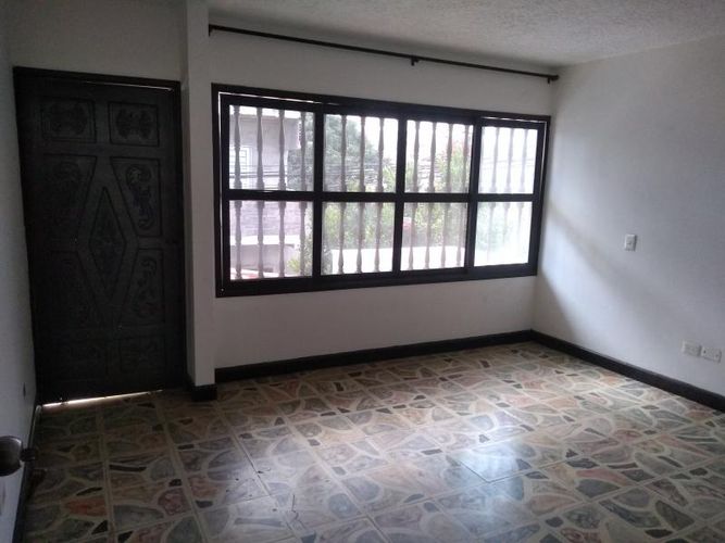 Casa de 7 alcobas en venta en Ciudad Jardin, Cúcuta, 311 m² · foto 15 de 24