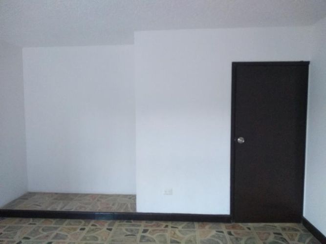 Casa de 7 alcobas en venta en Ciudad Jardin, Cúcuta, 311 m² · foto 17 de 24