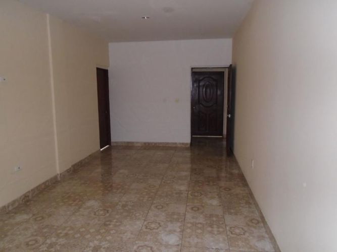Casa de 8 alcobas en venta en Lleras Restrepo, Cúcuta, 425 m² · foto 14 de 24