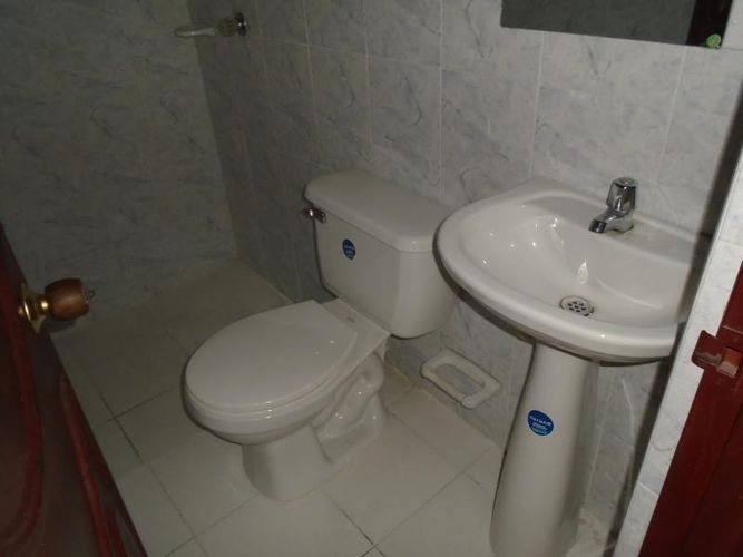 Casa de 8 alcobas en venta en Lleras Restrepo, Cúcuta, 425 m² · foto 20 de 24